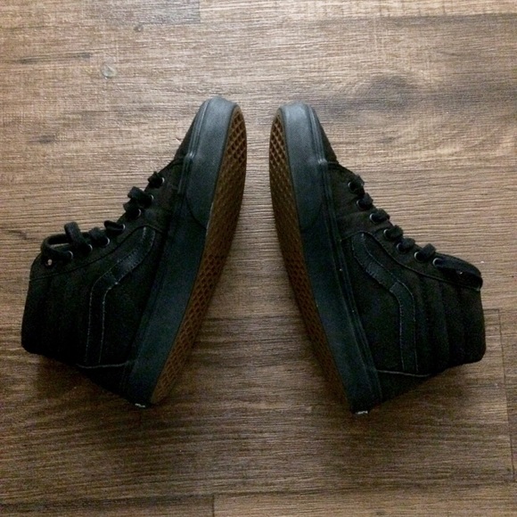 all black vans mens size 7